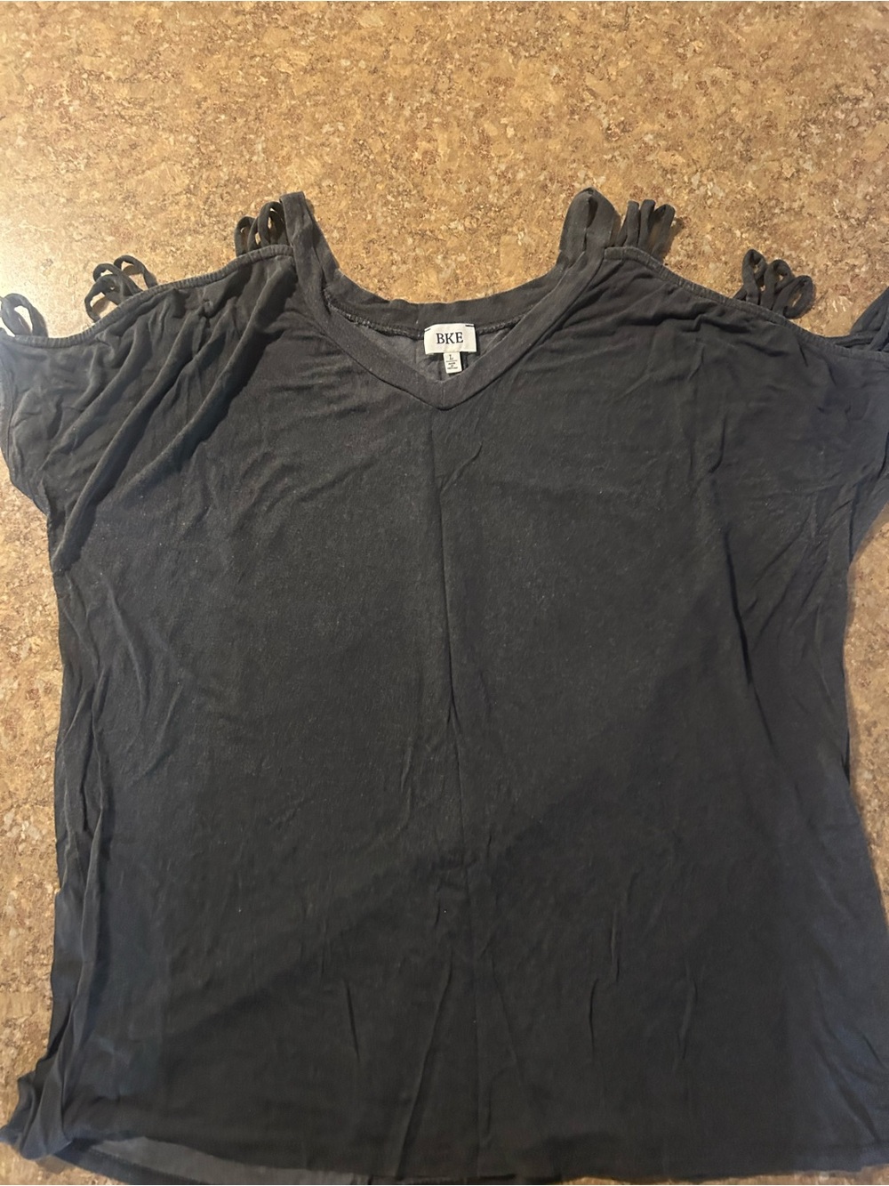 BKE Women's Black Cold-Shoulder V-Neck Top with Loop Strap Detail